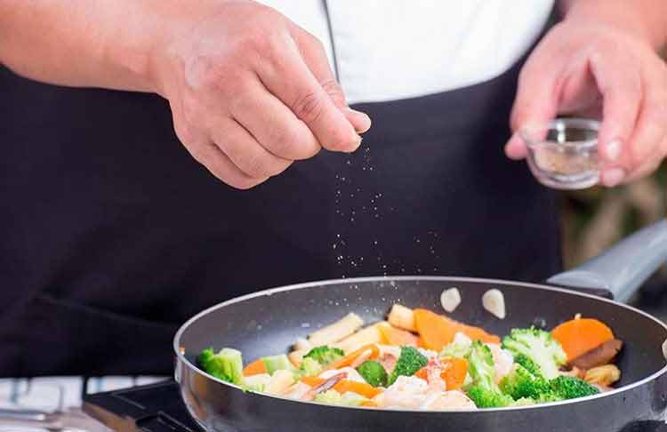 Should Low Salt Diet Be Considered For A Better Health