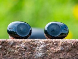 How to Pair Wireless Earbuds